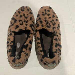 Toms Alpargata Sherpa Fleece Slip-On  Doe Leopard Sz(8)